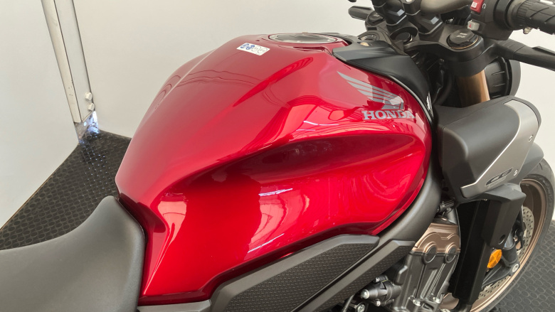 Honda CB650R E-Clutch (24MY)